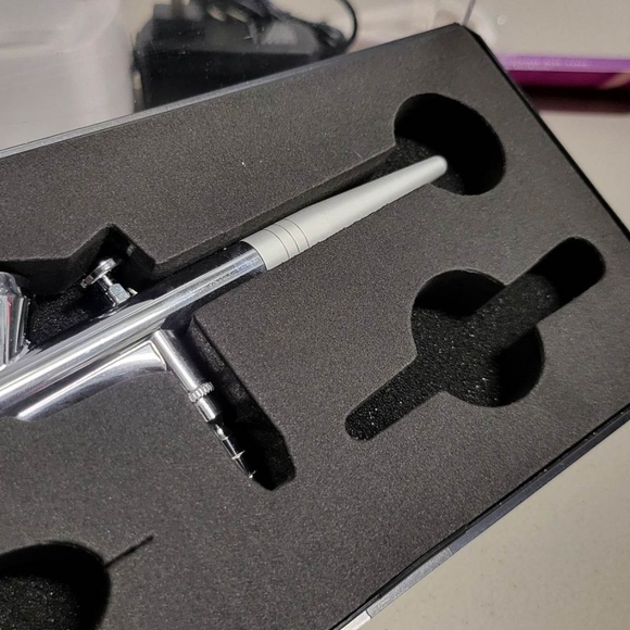 Aeroblend Airbrush Makeup Personal Starter Kit - Picture 5 of 15